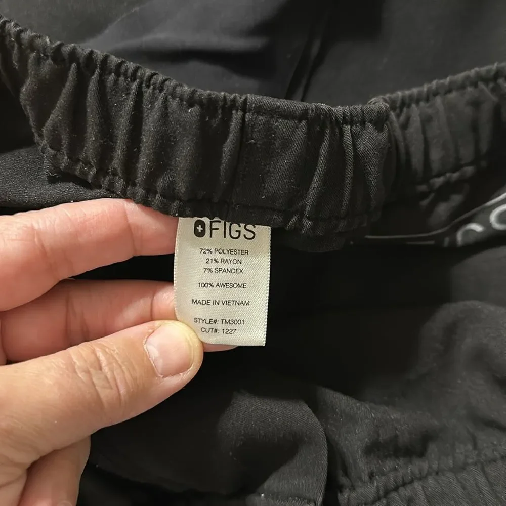 FIGS L 32 x 31 Men’s Black Technical Collection Bottom Scrub Pants